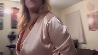 Milf Stepmom Comes Around - Custom Made For A Fan